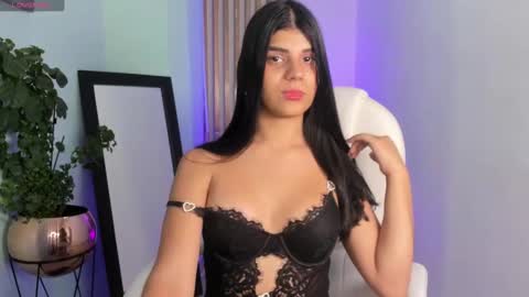 Paulina Belle online show from 01/26/25, 07:42