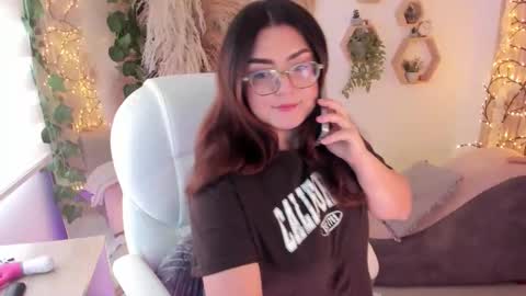 Estefania online show from 06/03/26, 03:50