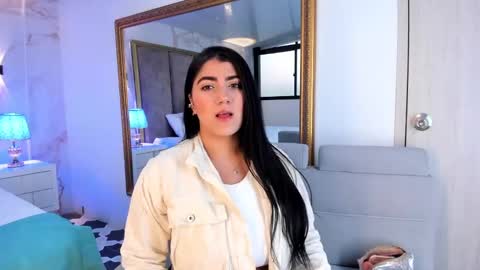 Paulina online show from 01/19/25, 12:17
