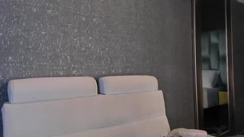 Snapshot of paulinaduarte_ chatting on 03/23/26, 12:42 Paulina online show from 03/23/26, 12:42
