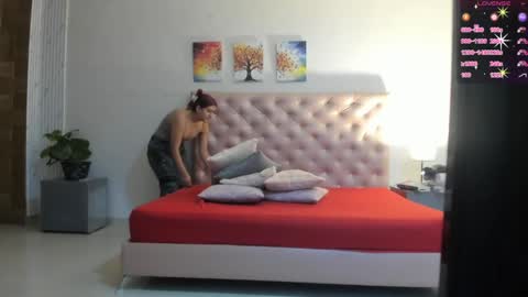 Snapshot of paulinasaeenz chatting on 05/28/26, 12:24 PaulinaSaennz online show from 05/28/26, 12:24