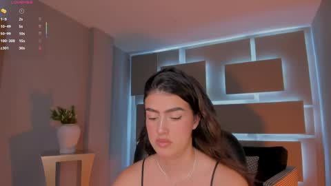 Paulina Santos  online show from 05/13/26, 07:00