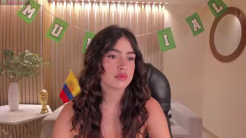 Paulina Santos  online show from 06/13/26, 07:45