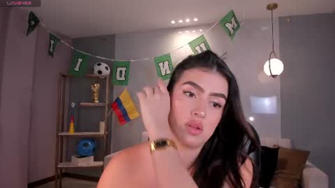 Paulina Santos  online show from 06/15/26, 08:00