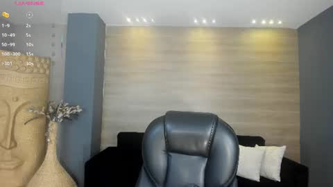 Paulina Santos  online show from 06/25/26, 07:07