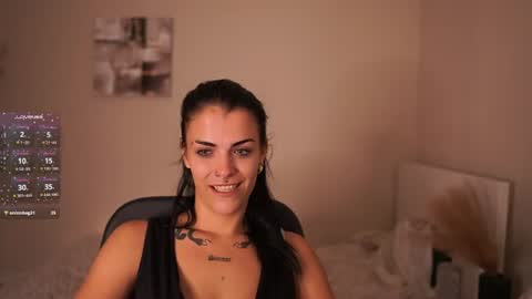 Pauline online show from 07/24/26, 08:23