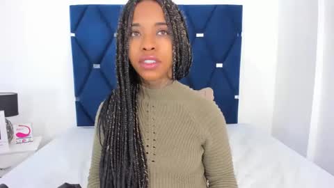 Pauline online show from 10/11/25, 02:33