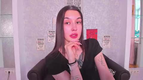 Snapshot of pauline_soul chatting on 02/17/25, 05:04 Liss online show from 02/17/25, 05:04