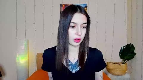 Snapshot of pauline_soul chatting on 02/28/25, 02:09 Liss online show from 02/28/25, 02:09