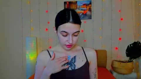Snapshot of pauline_soul chatting on 03/08/25, 05:38 Liss online show from 03/08/25, 05:38