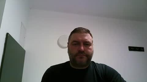 Snapshot of pauljr85 chatting on 06/13/26, 10:46 pauljr85 online show from 06/13/26, 10:46