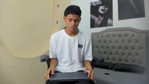 Paull Cassidy online show from 12/04/25, 11:19