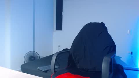 Paulo online show from 09/30/25, 02:16