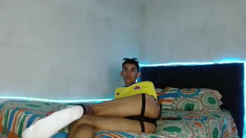 Snapshot of paulosex12 chatting on 10/17/25, 02:08 paulosex12 online show from 10/17/25, 02:08