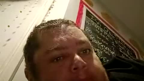 paulryankelly796664 online show from 08/04/26, 08:39