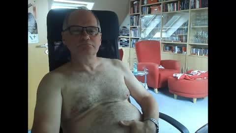 Pavlov aka Peter online show from 05/11/26, 08:20