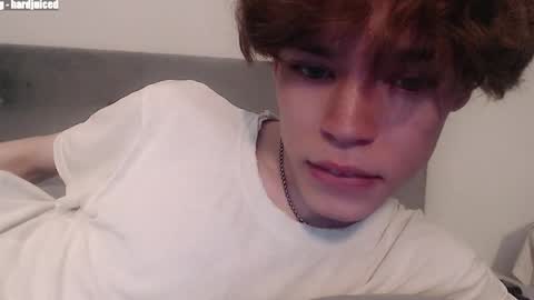 Snapshot of pawclaw chatting on 03/30/26, 12:33 pawclaw online show from 03/30/26, 12:33