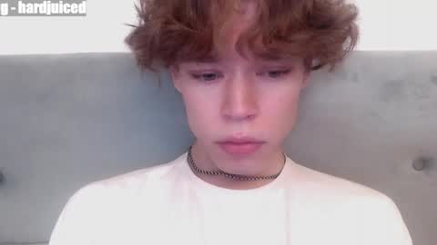 Snapshot of pawclaw chatting on 04/07/26, 12:22 pawclaw online show from 04/07/26, 12:22