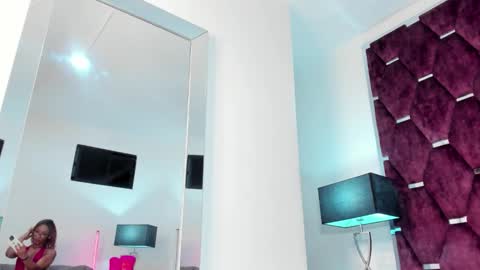 PaytonFerrara online show from 12/15/25, 04:50