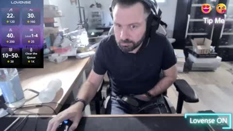 Snapshot of pc92160 chatting on 09/23/25, 07:00 pc92160 online show from 09/23/25, 07:00