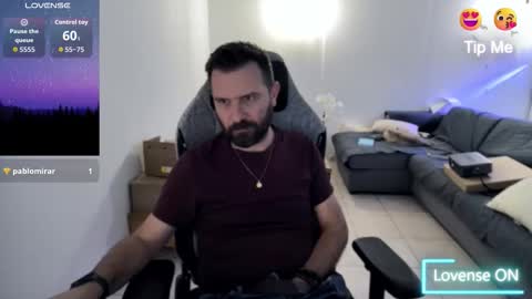 Snapshot of pc92160 chatting on 11/06/25, 04:19 pc92160 online show from 11/06/25, 04:19