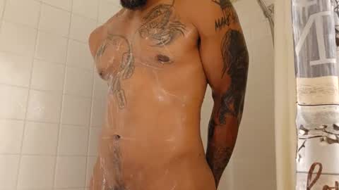 Snapshot of pcuddy3 chatting on 10/19/25, 01:56 Phenomenal online show from 10/19/25, 01:56