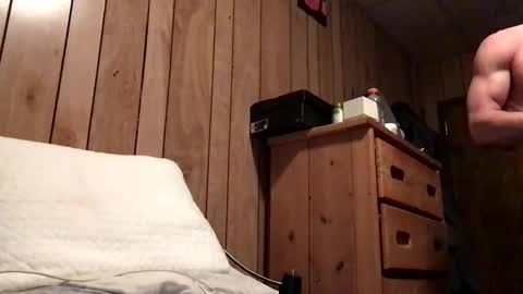 Snapshot of pduke81 chatting on 01/25/25, 04:45 Hung sung Hero online show from 01/25/25, 04:45