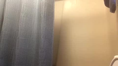 Snapshot of pduke81 chatting on 02/07/25, 09:48 Hung sung Hero online show from 02/07/25, 09:48