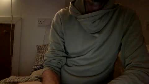 Snapshot of pea23 chatting on 10/01/25, 11:11 pea23 online show from 10/01/25, 11:11