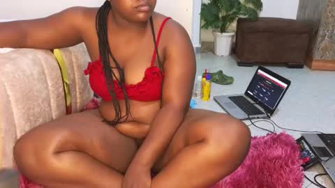 Snapshot of peacelady chatting on 10/18/25, 10:16 peacelady online show from 10/18/25, 10:16