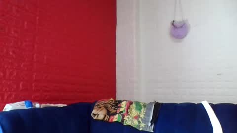 peach_melbah online show from 05/20/26, 06:25