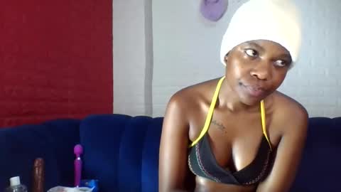 peach_melbah online show from 05/23/26, 09:35