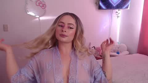 peacherry_ online show from 01/27/25, 10:06