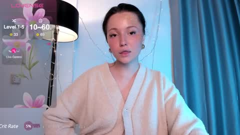 Lili online show from 12/30/24, 12:43