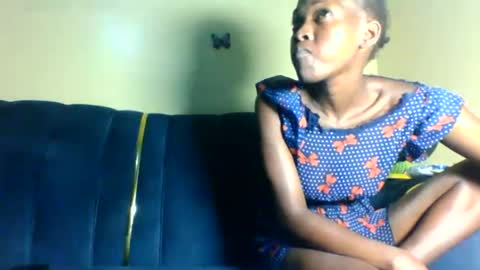 Snapshot of peachy_mummie chatting on 11/23/25, 06:19 peachie online show from 11/23/25, 06:19