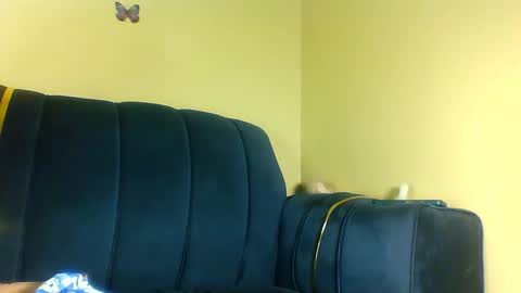 Snapshot of peachy_mummie chatting on 11/30/25, 12:47 peachie online show from 11/30/25, 12:47