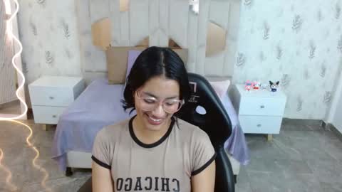 Snapshot of peachy_tay chatting on 01/14/26, 12:11 peachy_tay online show from 01/14/26, 12:11