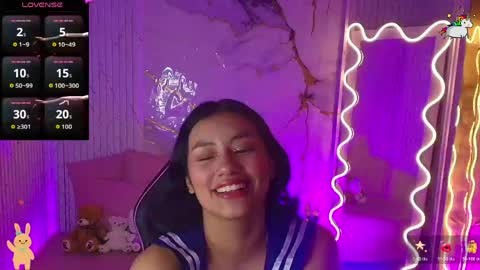 Snapshot of peachy_tay chatting on 04/17/26, 11:02 peachy_tay online show from 04/17/26, 11:02
