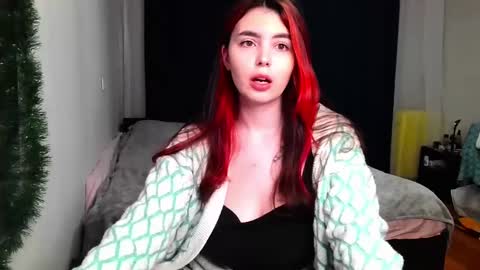 Snapshot of peachybabe__ chatting on 12/22/24, 01:45 Peachy online show from 12/22/24, 01:45