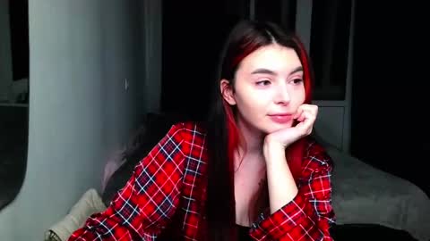 Snapshot of peachybabe__ chatting on 12/27/24, 07:03 Peachy online show from 12/27/24, 07:03