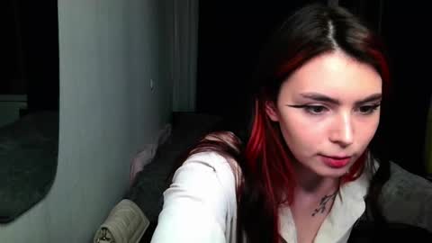 Snapshot of peachybabe__ chatting on 12/30/24, 11:49 Peachy online show from 12/30/24, 11:49