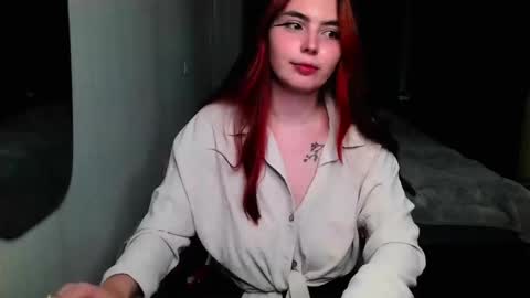 Snapshot of peachybabe__ chatting on 12/31/24, 02:51 Peachy online show from 12/31/24, 02:51