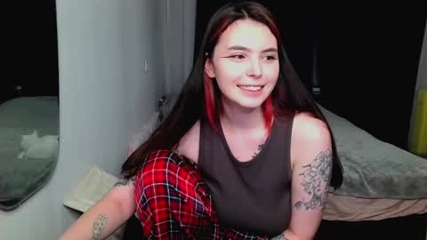 Snapshot of peachybabe__ chatting on 01/05/25, 06:24 Peachy online show from 01/05/25, 06:24