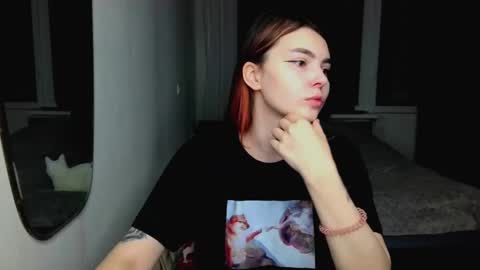 Snapshot of peachybabe__ chatting on 01/17/25, 11:29 Peachy online show from 01/17/25, 11:29