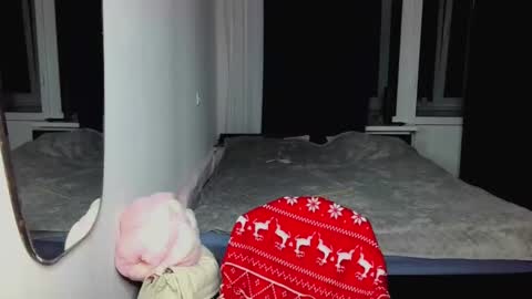 Snapshot of peachybabe__ chatting on 01/18/25, 02:36 Peachy online show from 01/18/25, 02:36