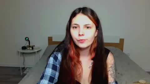 Snapshot of peachybabe__ chatting on 01/31/25, 08:33 Peachy online show from 01/31/25, 08:33
