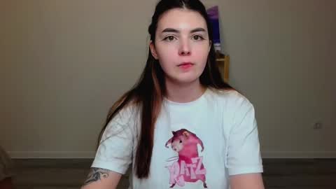 Snapshot of peachybabe__ chatting on 02/24/25, 05:42 Peachy online show from 02/24/25, 05:42