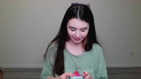 Snapshot of peachybabe__ chatting on 02/26/25, 01:32 Peachy online show from 02/26/25, 01:32
