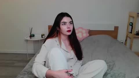 Snapshot of peachybabe__ chatting on 03/05/25, 12:27 Peachy online show from 03/05/25, 12:27