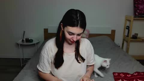 Snapshot of peachybabe__ chatting on 03/10/25, 05:50 Peachy online show from 03/10/25, 05:50